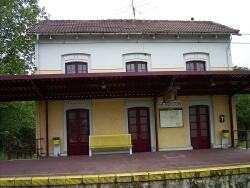 Apeadero tren Bendicin